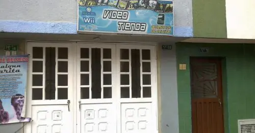 VIDEO TIENDA Y ACCESORIOS VIDEO TIENDA Y ACCESORIOS